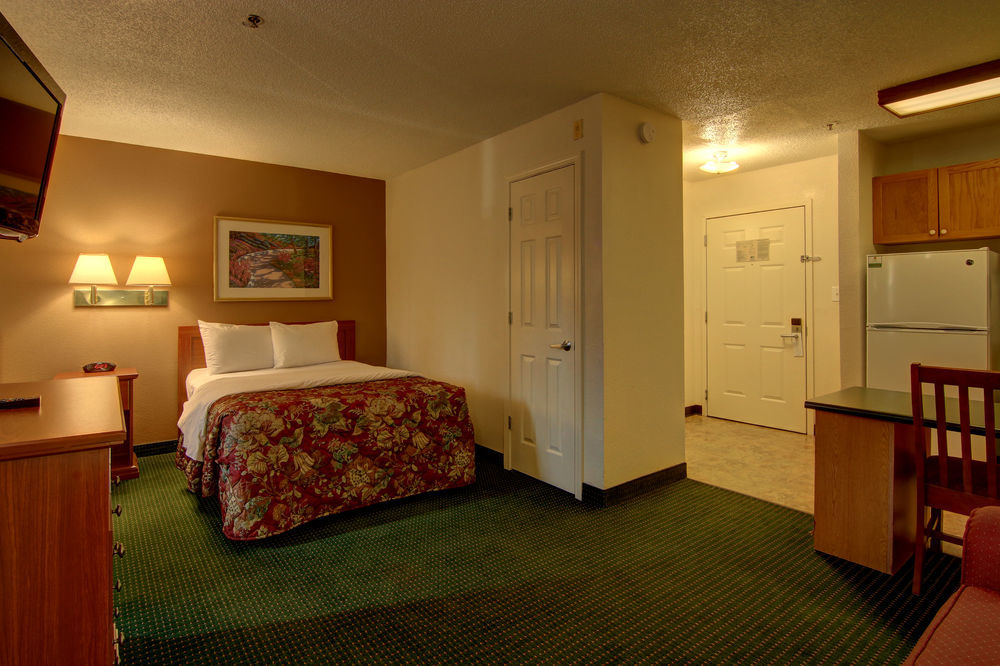 Intown Suites Extended Stay Marietta Ga - Town Center 肯尼索 外观 照片